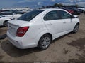 2017 Chevrolet Sonic — photo 4 of 16 | VIN 1G1JB5SH6H4178345
