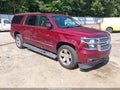 2018 Chevrolet Suburban — photo 1 of 19 | VIN 1GNSKHKC9JR286881