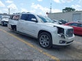 2017 GMC Yukon XL — photo 1 of 15 | VIN 1GKS1HKJ4HR297120