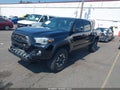 2018 Toyota Tacoma — photo 2 of 17 | VIN 3TMCZ5AN5JM187504