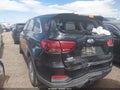 2020 Kia Sorento — photo 3 of 17 | VIN 5XYPG4A52LG620049