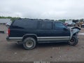 1997 Chevrolet Suburban 1500 — photo 13 of 16 | VIN 1GNFK16R8VJ373568