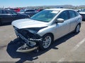 2016 Ford Focus — photo 2 of 17 | VIN 1FADP3F23GL250631