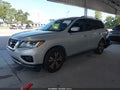 2017 Nissan Pathfinder — photo 2 of 17 | VIN 5N1DR2MMXHC696064