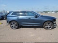 2021 Volvo XC60 — photo 14 of 17 | VIN YV4102RK7M1876470