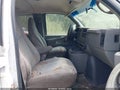 2004 Chevrolet Express 2500 — photo 5 of 12 | VIN 1GAHG39U441196670