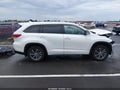 2018 Toyota Highlander — photo 14 of 18 | VIN 5TDJZRFH1JS875551