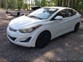 2016 Hyundai Elantra — photo 2 of 16 | VIN 5NPDH4AE4GH755774