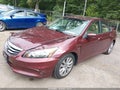 2011 Honda Accord — photo 2 of 17 | VIN 1HGCP2F83BA150801
