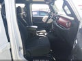 2018 Jeep Wrangler Unlimited — photo 5 of 17 | VIN 1C4HJXFG7JW229576
