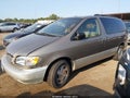 1999 Toyota Sienna — photo 2 of 11 | VIN 4T3ZF13C6XU115144