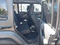 2016 Jeep Wrangler Unlimited — photo 8 of 16 | VIN 1C4BJWDG0GL327555