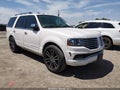 2016 Lincoln Navigator — photo 1 of 16 | VIN 5LMJJ2KT1GEL07221
