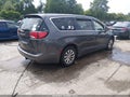2018 Chrysler Pacifica — photo 4 of 16 | VIN 2C4RC1FG4JR106922