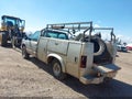 2000 GMC Sierra — photo 3 of 11 | VIN 1GDGC24R0YF409789