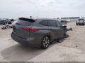 2021 Toyota Highlander — photo 4 of 21 | VIN 5TDGZRAHXMS527219