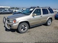 2001 Nissan Pathfinder — photo 2 of 16 | VIN JN8DR09Y51W601388