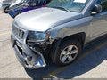 2016 Jeep Compass — photo 6 of 18 | VIN 1C4NJCBB3GD785071