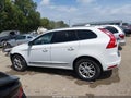 2016 Volvo XC60 — photo 14 of 17 | VIN YV440MDK3G2804759