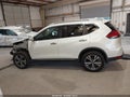 2017 Nissan Rogue — photo 15 of 17 | VIN 5N1AT2MV3HC780353