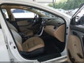 2013 Hyundai Elantra — photo 5 of 12 | VIN 5NPDH4AE6DH183165