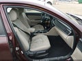 2016 Kia Optima — photo 5 of 17 | VIN 5XXGT4L38GG109771