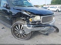 2002 GMC Yukon XL — photo 6 of 17 | VIN 3GKFK16Z72G333170
