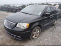 2016 Chrysler Town & Country — photo 2 of 17 | VIN 2C4RC1BG7GR306725