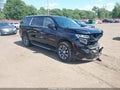 2024 Chevrolet Suburban — photo 1 of 17 | VIN 1GNSKBKD3RR213894