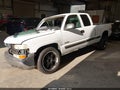 2001 Chevrolet Silverado 1500 — photo 2 of 14 | VIN 1GCEK19V11E156556