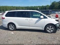 2014 Toyota Sienna — photo 14 of 17 | VIN 5TDKK3DC6ES429639