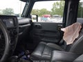 2010 Jeep Wrangler Unlimited — photo 5 of 16 | VIN 1J4HA6H19AL171422
