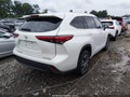 2021 Toyota Highlander — photo 4 of 16 | VIN 5TDHZRBH5MS530953
