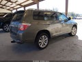 2010 Toyota Highlander Hybrid — photo 4 of 15 | VIN JTEBW3EH2A2037785