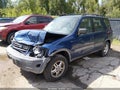 1998 Honda CR-V — photo 2 of 19 | VIN JHLRD1869WC087207