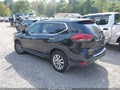 2017 Nissan Rogue — photo 3 of 16 | VIN 5N1AT2MT1HC808715