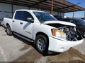 2014 Nissan Titan — photo 1 of 16 | VIN 1N6AA0EK1EN516080