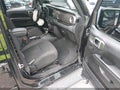 2018 Jeep Wrangler Unlimited — photo 5 of 16 | VIN 1C4HJXEG2JW294644