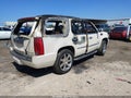 2009 Cadillac Escalade — photo 4 of 16 | VIN 1GYFK23289R177881