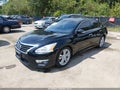 2013 Nissan Altima — photo 2 of 19 | VIN 1N4BL3AP0DC909377