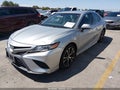 2018 Toyota Camry — photo 2 of 16 | VIN 4T1B11HKXJU519306