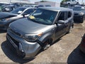2016 Kia Soul — photo 2 of 11 | VIN KNDJN2A27G7277828