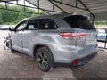 2016 Toyota Highlander — photo 3 of 17 | VIN 5TDJKRFHXGS243273