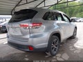 2016 Toyota Highlander — photo 4 of 17 | VIN 5TDJKRFHXGS243273