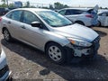 2018 Ford Focus — photo 1 of 14 | VIN 1FADP3E23JL277000