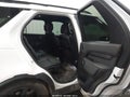 2017 Land Rover Discovery — photo 8 of 17 | VIN SALRRBBK6HA009596