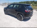 2018 Jeep Compass — photo 3 of 16 | VIN 3C4NJCAB4JT368481