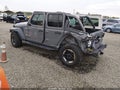 2018 Jeep Wrangler Unlimited — photo 3 of 16 | VIN 1C4HJXDG7JW304845