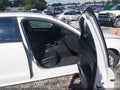 2015 Volkswagen Passat — photo 5 of 11 | VIN 1VWAT7A38FC020319