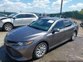 2018 Toyota Camry — photo 2 of 16 | VIN 4T1B11HK2JU626561